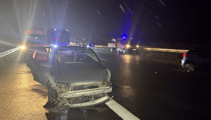 Anadolu Otoyolu’nda iki araç çarpıştı: 9 yaralı