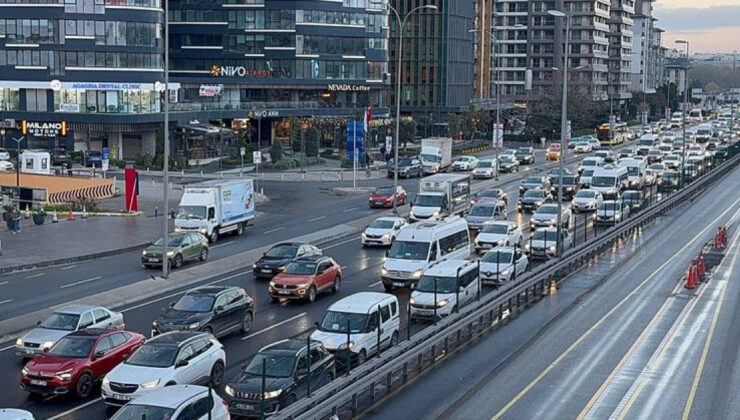 İstanbul’da trafik kilit! İşte o arterler…