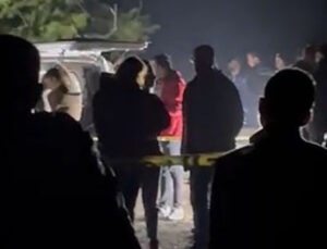 Osmaniye’de mezarlığa park etmiş otomobilde iki genç ölü bulundu