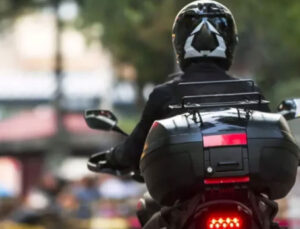 Yemekler geç geldi! POS cihazı nerede? Kanlı sipariş!