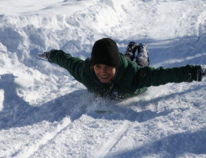 İstanbul’a kar geliyor! Peşe peşe uyarılar! Beyaz örtü nerelerde bekleniyor?